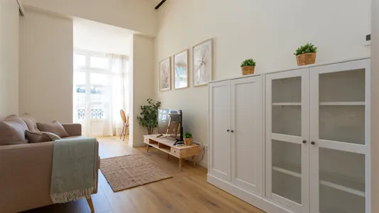 Apartments in Barcelona Eixample - photo 7