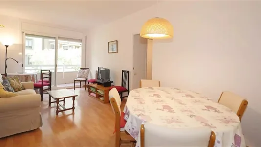 Rooms in Barcelona Eixample - photo 8