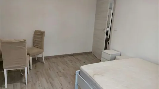 Rooms in Roma Municipio XIV – Monte Mario - photo 1