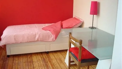 Room for rent in Brussels Schaarbeek, Brussels