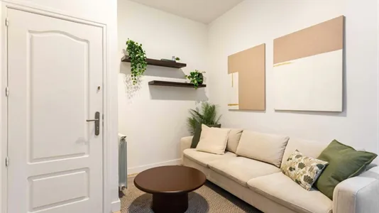 Apartments in Madrid Centro - photo 2