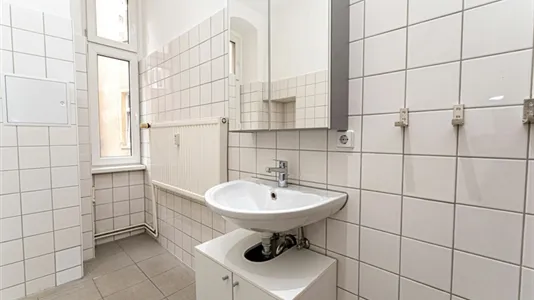 Rooms in Berlin Friedrichshain-Kreuzberg - photo 9