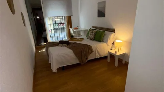 Rooms in Madrid Chamberí - photo 4