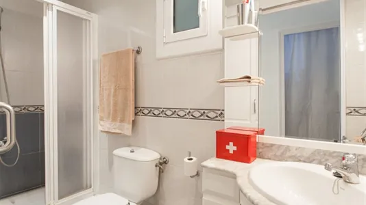 Rooms in Barcelona Eixample - photo 4