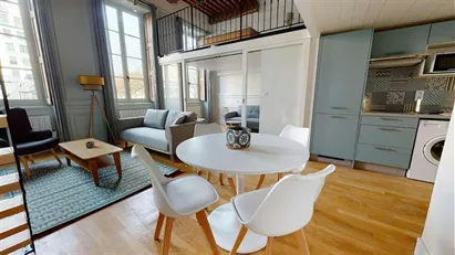 Apartment for rent in Lyon, Auvergne-Rhône-Alpes