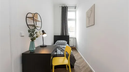 Rooms in Berlin Charlottenburg-Wilmersdorf - photo 3