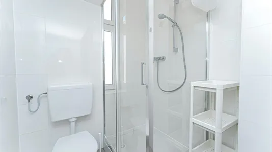 Rooms in Berlin Friedrichshain-Kreuzberg - photo 9