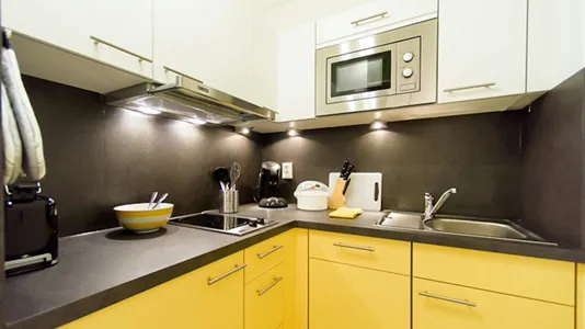 Apartments in Location is not specified - photo 6