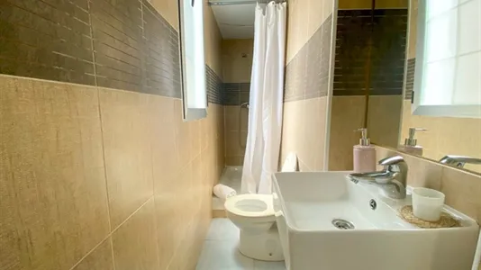 Rooms in Madrid Centro - photo 7