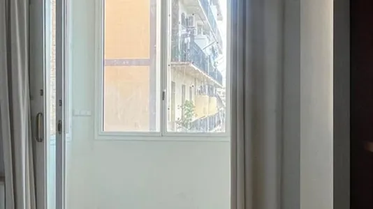 Rooms in Barcelona Eixample - photo 3