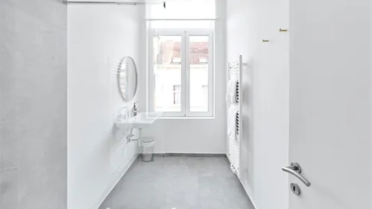 Rooms in Brussels Sint-Gillis - photo 10