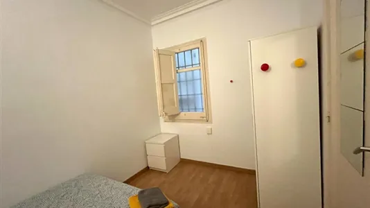 Rooms in Barcelona Gràcia - photo 6