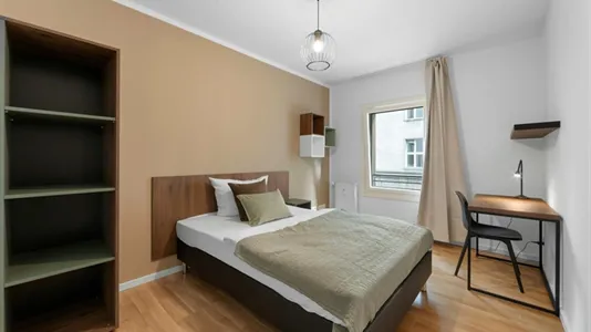 Rooms in Berlin Mitte - photo 1