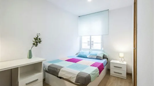 Rooms in Valencia Ciutat Vella - photo 1