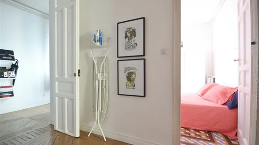 Rooms in Madrid Centro - photo 10