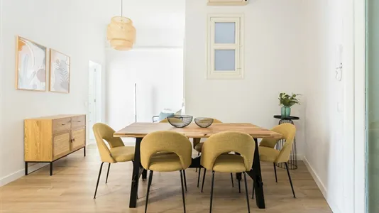 Rooms in Barcelona Ciutat Vella - photo 8