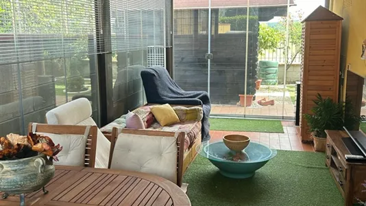 Houses in Pontedera - photo 9