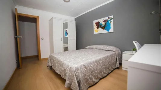 Rooms in L'Hospitalet de Llobregat - photo 2