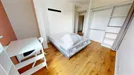 Room for rent, Lyon, Auvergne-Rhône-Alpes, &lt;span class=&quot;blurred street&quot; onclick=&quot;ProcessAdRequest(13765303)&quot;&gt;&lt;span class=&quot;hint&quot;&gt;See streetname&lt;/span&gt;[xxxxxxxxxxxxx]&lt;/span&gt;