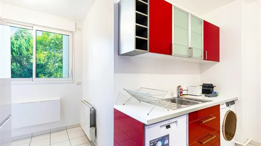 Apartments in Paris 16ème arrondissement (South) - photo 9