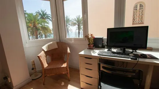 Rooms in Badalona - photo 3