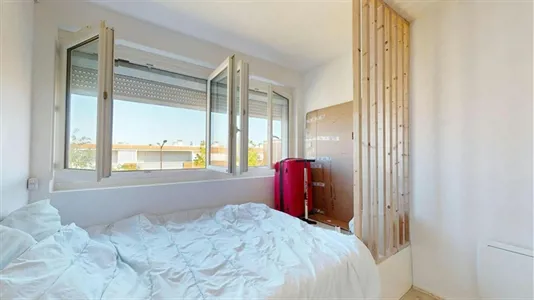Rooms in Toulouse - photo 3