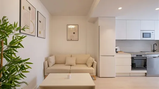 Rooms in Zaragoza - photo 4