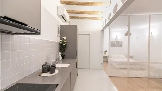 Apartments in Barcelona Ciutat Vella - photo 9