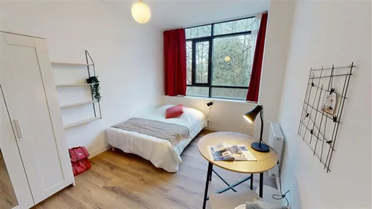 Rooms in Nanterre - photo 3