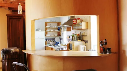 Apartments in Barcelona Ciutat Vella - photo 5