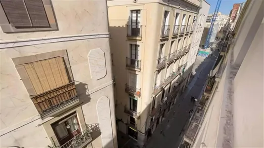 Rooms in Barcelona Ciutat Vella - photo 6