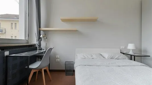 Rooms in Milano Zona 2 - Stazione Centrale, Gorla, Turro, Greco, Crescenzago - photo 2
