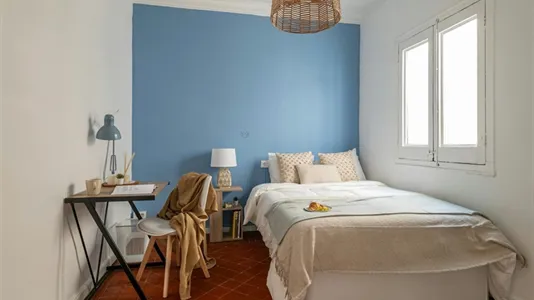 Rooms in Barcelona Ciutat Vella - photo 4