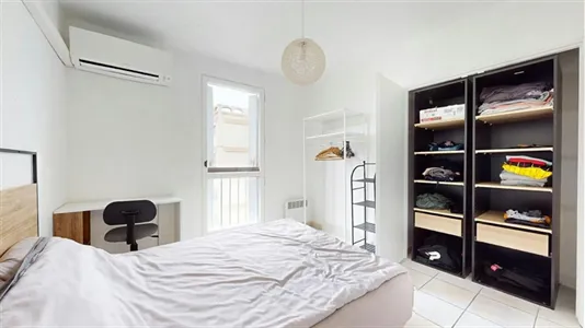 Apartments in Nîmes - photo 6