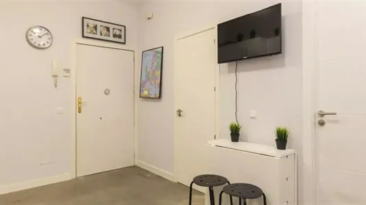 Rooms in Madrid Salamanca - photo 8