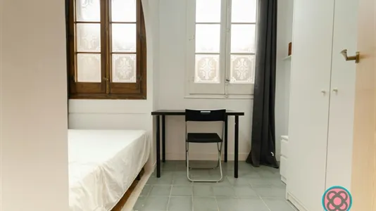 Rooms in Barcelona Ciutat Vella - photo 3