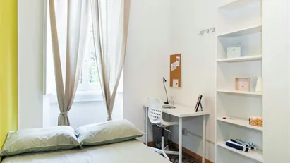 Room for rent in Milano Zona 1 - Centro storico, Milan