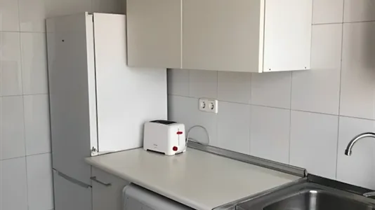 Rooms in Madrid Carabanchel - photo 8