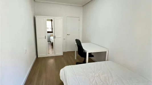 Rooms in Castellón de la Plana/Castelló de la Plana - photo 3