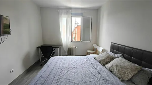 Rooms in Coslada - photo 3