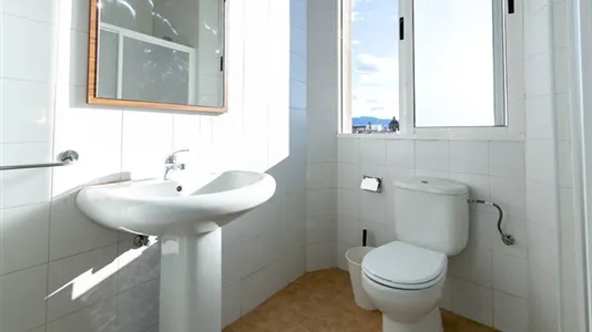 Rooms in Granada - photo 7