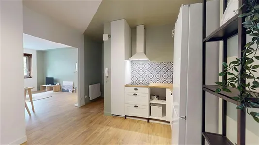 Rooms in Saint-Étienne - photo 7