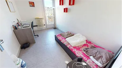 Room for rent in Saint-Étienne, Auvergne-Rhône-Alpes