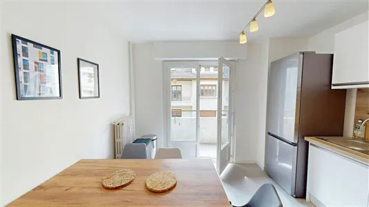 Rooms in Saint-Julien-en-Genevois - photo 7