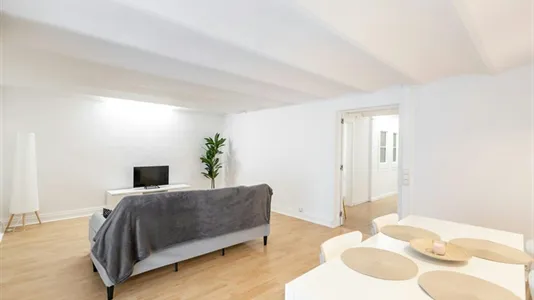 Apartments in Barcelona Eixample - photo 7