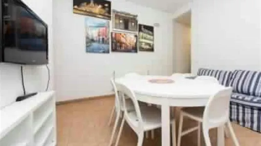 Rooms in Madrid Centro - photo 8