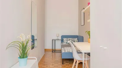Room for rent in Milano Zona 7 - Baggio, De Angeli, San Siro, Milan