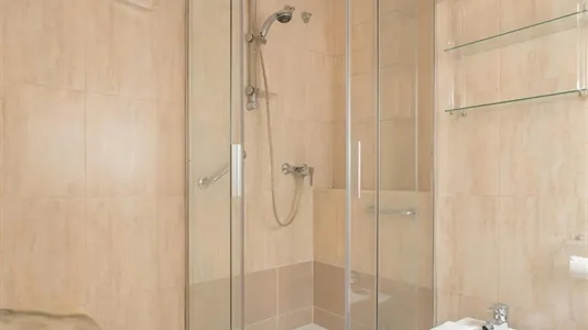 Rooms in Madrid Chamberí - photo 7