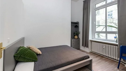 Rooms in Berlin Charlottenburg-Wilmersdorf - photo 2