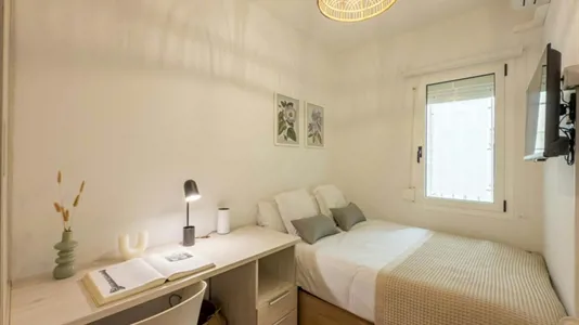 Rooms in Barcelona Les Corts - photo 2